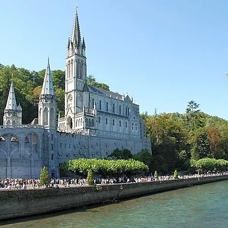 Hotel Peyramale Lourdes